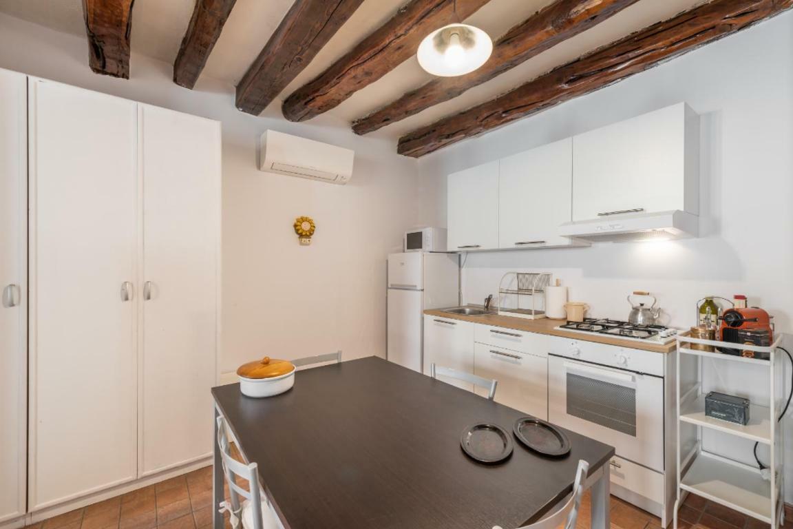 Remy Apartment Cagliari Bagian luar foto